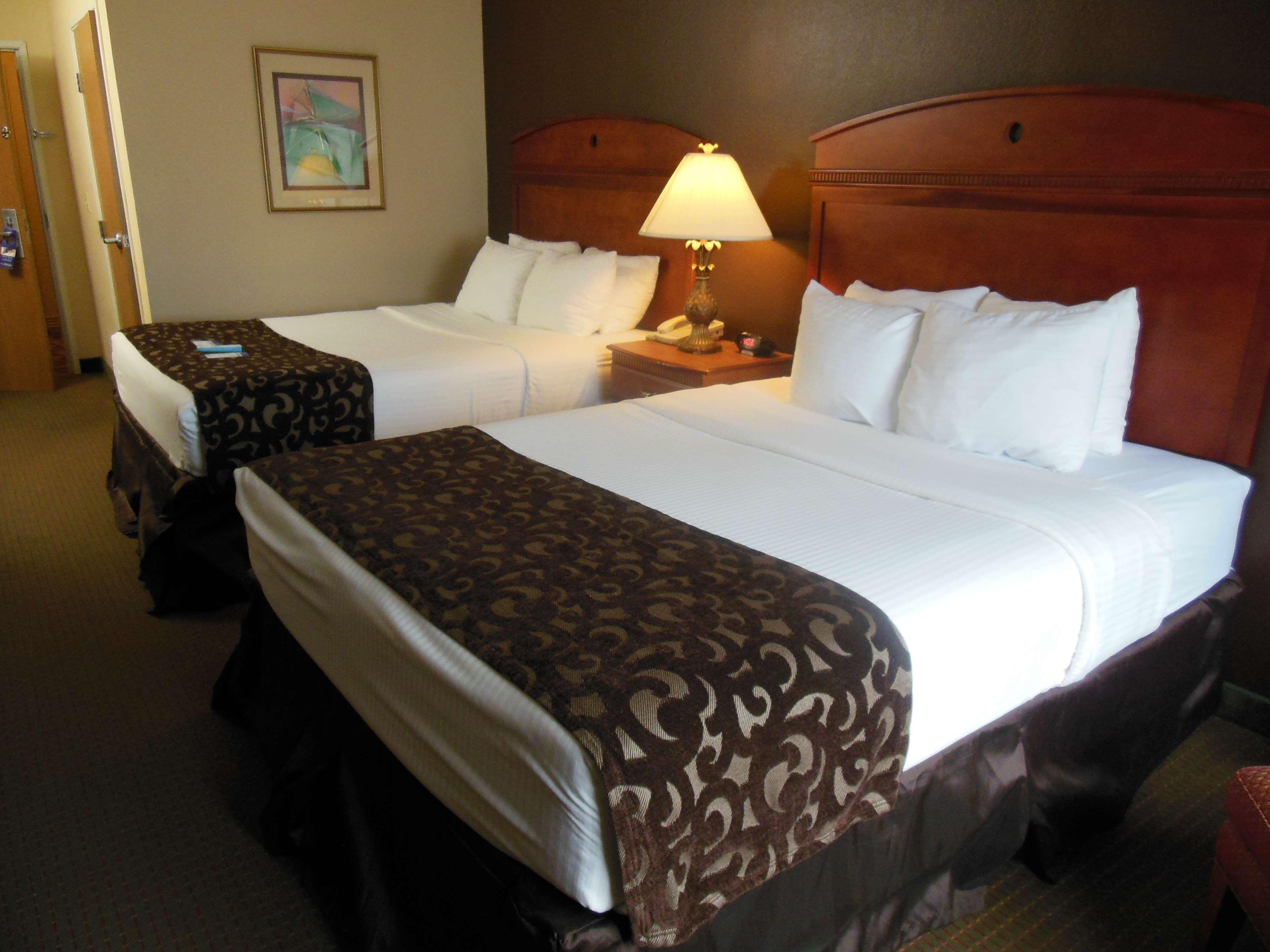 Best Western Manhattan Inn Zewnętrze zdjęcie