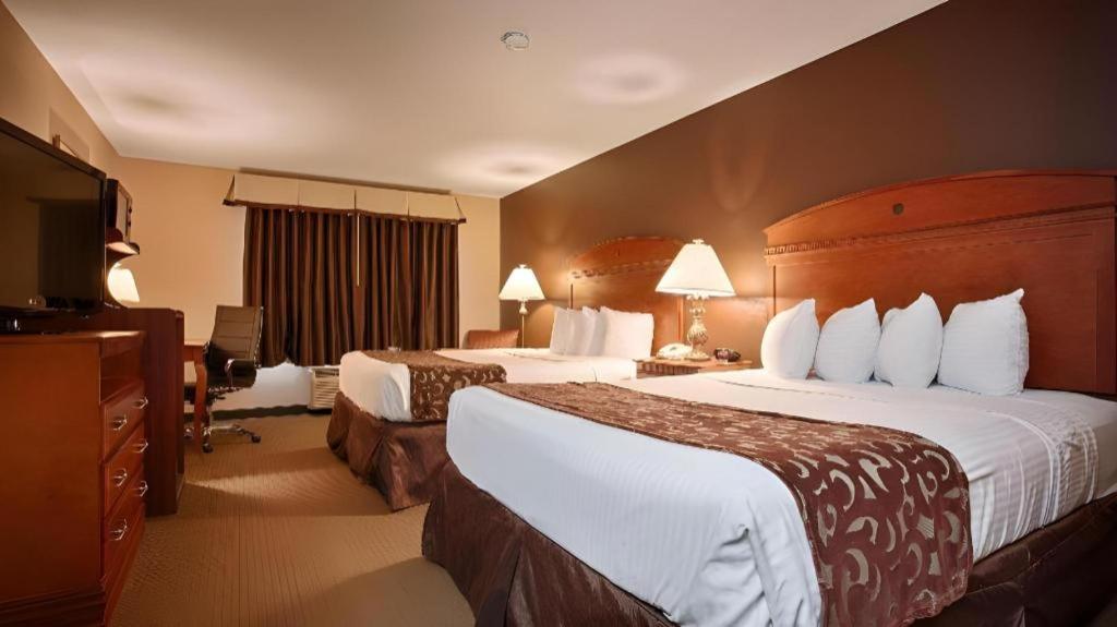 Best Western Manhattan Inn Zewnętrze zdjęcie