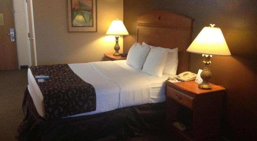 Best Western Manhattan Inn Zewnętrze zdjęcie