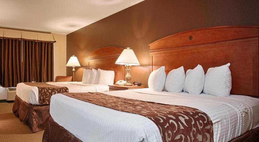 Best Western Manhattan Inn Zewnętrze zdjęcie