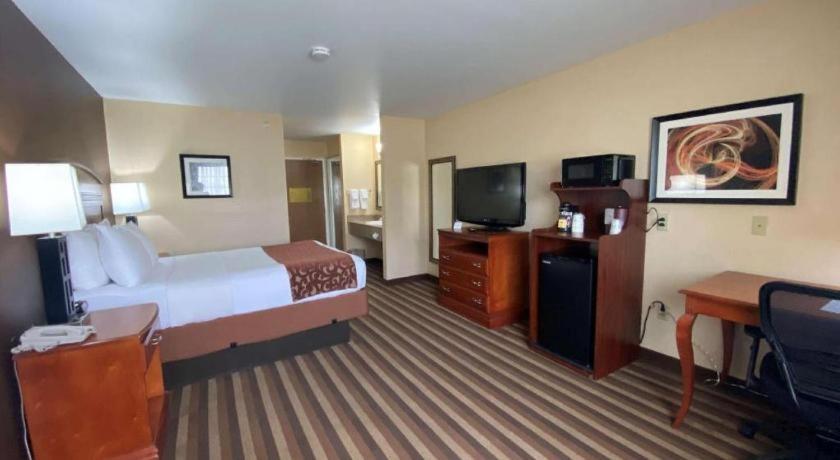 Best Western Manhattan Inn Zewnętrze zdjęcie